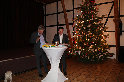 Image Access 圣诞派对：欢聚一堂，共享美食与欢笑