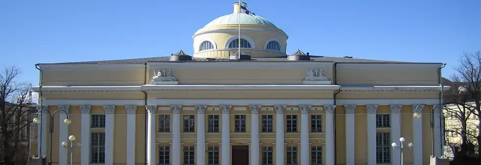 Bibliotheque-nationale-Finlande_1