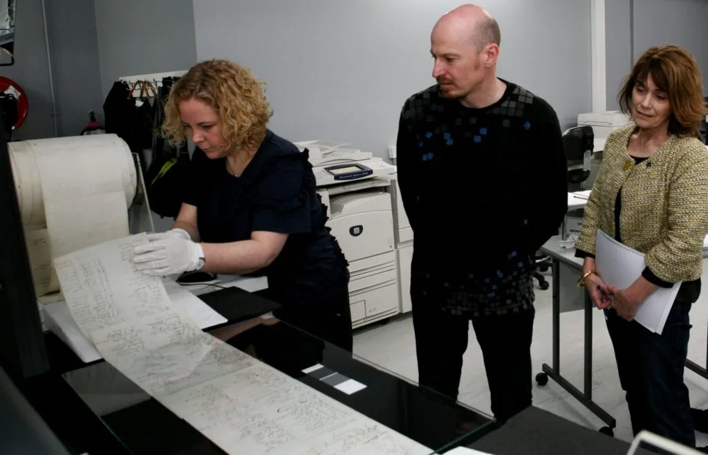 守护民主记忆：新西兰国家档案馆利用 Zeutschel 成功数字化“巨型请愿书”