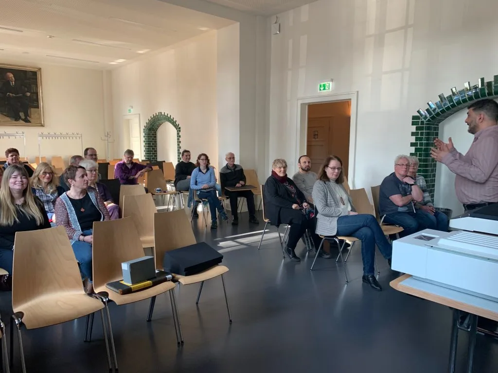 Image Access 走进埃森历史之家：Bookeye 4 与 WideTEK 12 助力档案数字化