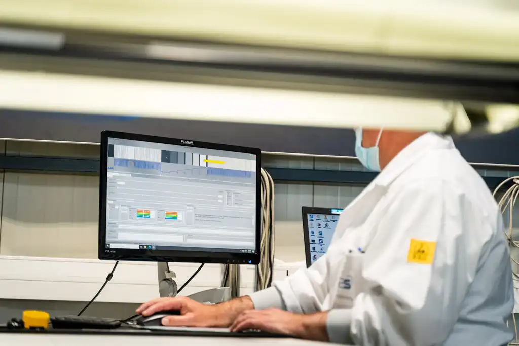 i2S DigiBook：不止于扫描，更是 patrimonio 数字化的创新先驱与质量守护者