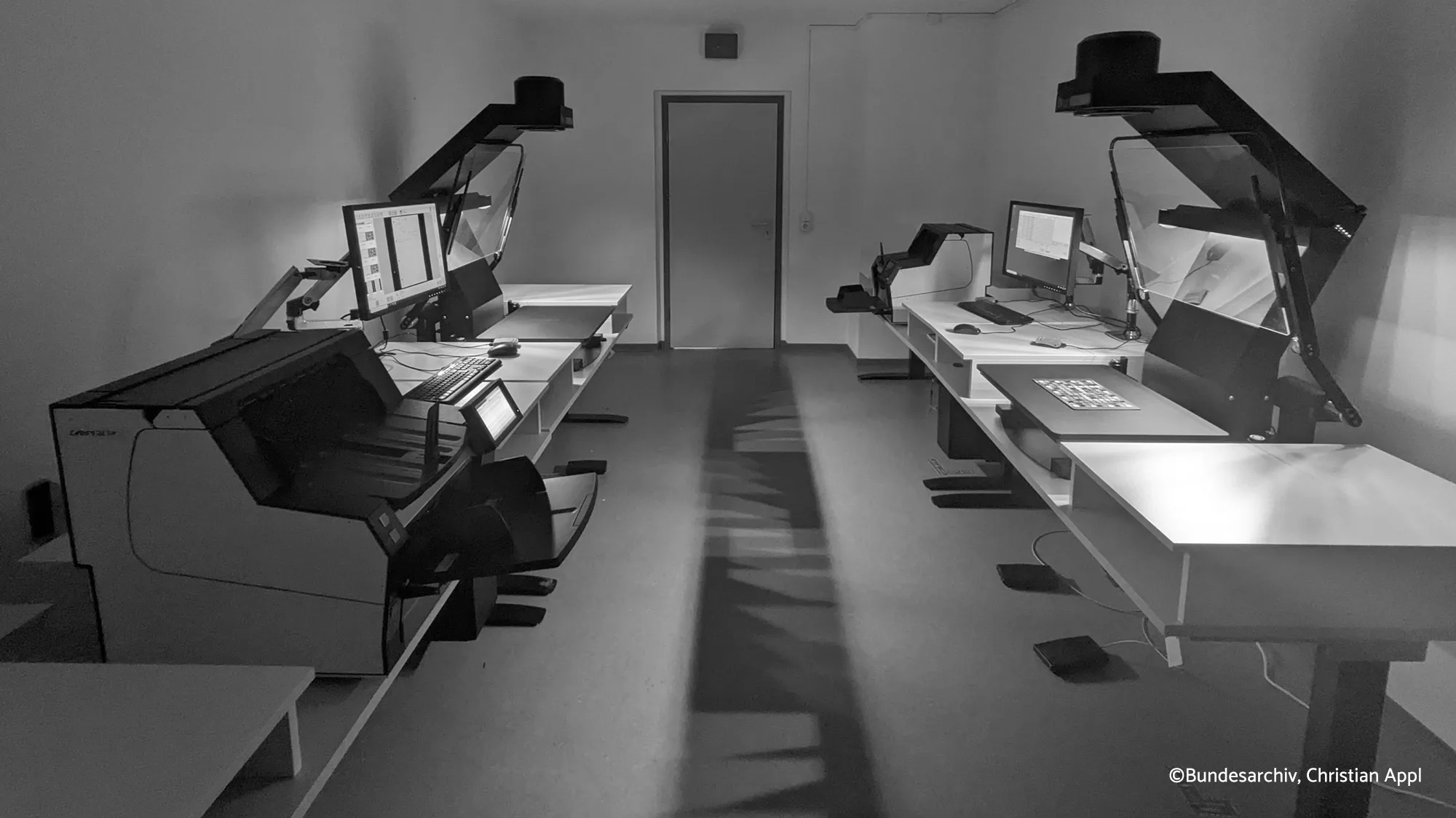 德国联邦档案馆混合扫描系统档案数字化