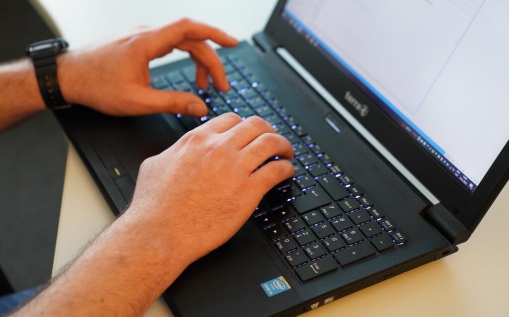 book❷net扫描仪与数字化解决方案：赋能文化遗产与档案管理新篇章