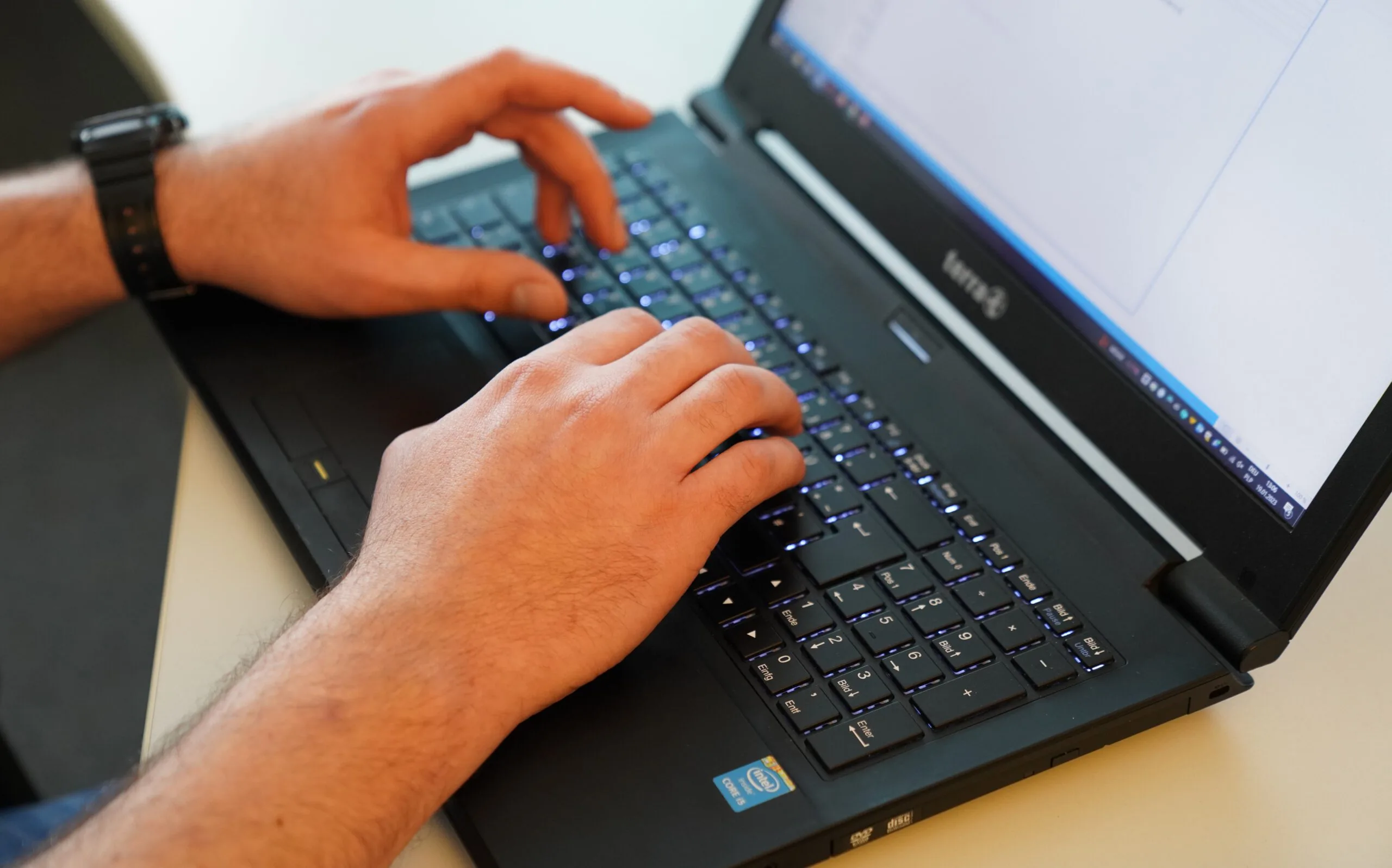 book2net扫描仪在档案数字化与文化遗产保护中的应用 book2net扫描仪在档案数字化与文化遗产保护中的应用