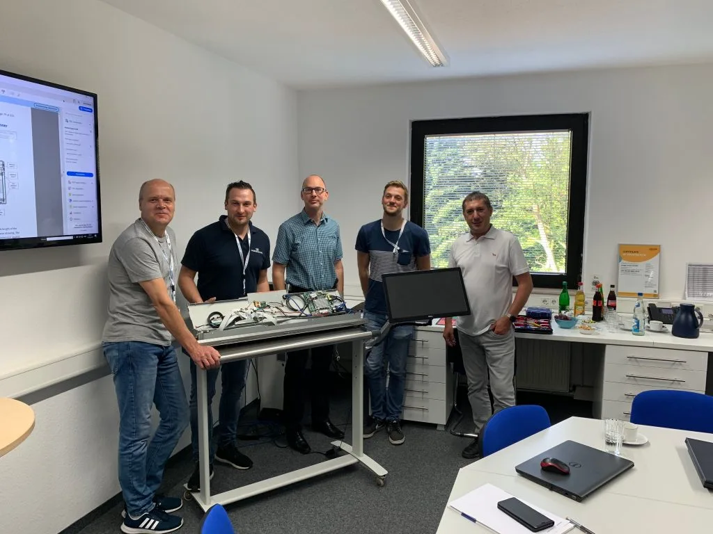 MORGENSTERN AG技术培训与Image Access扫描仪深度融合，推动数字化档案管理