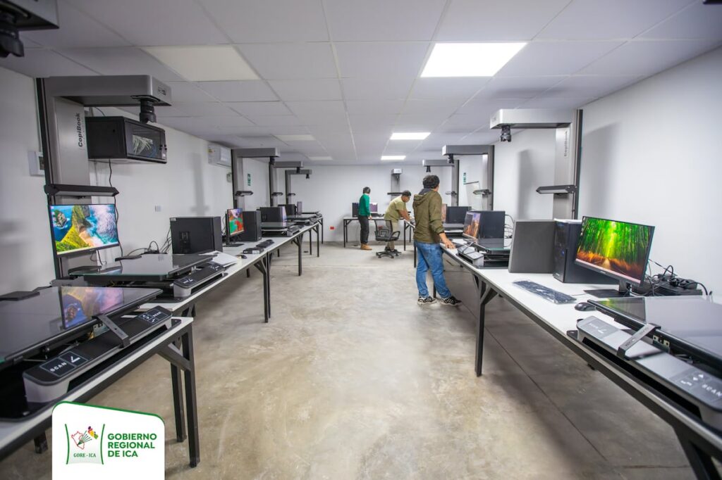 i2S Digibook引领文化遗产数字化：秘鲁ICATEC项目、高效扫描与图像质量标准深度解析