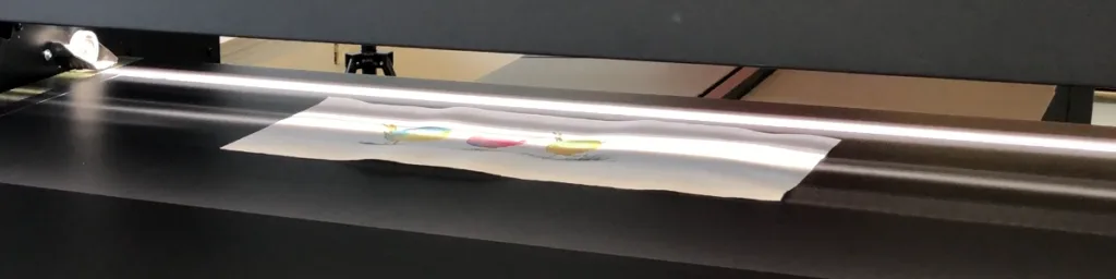 艺术品复制的革命性工作流：Contex HD Apeiron/42 如何重塑色彩精度与效率