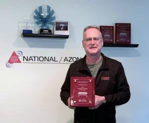 Contex 为 National / AZON 颁发年度全球最佳经销商奖杯
