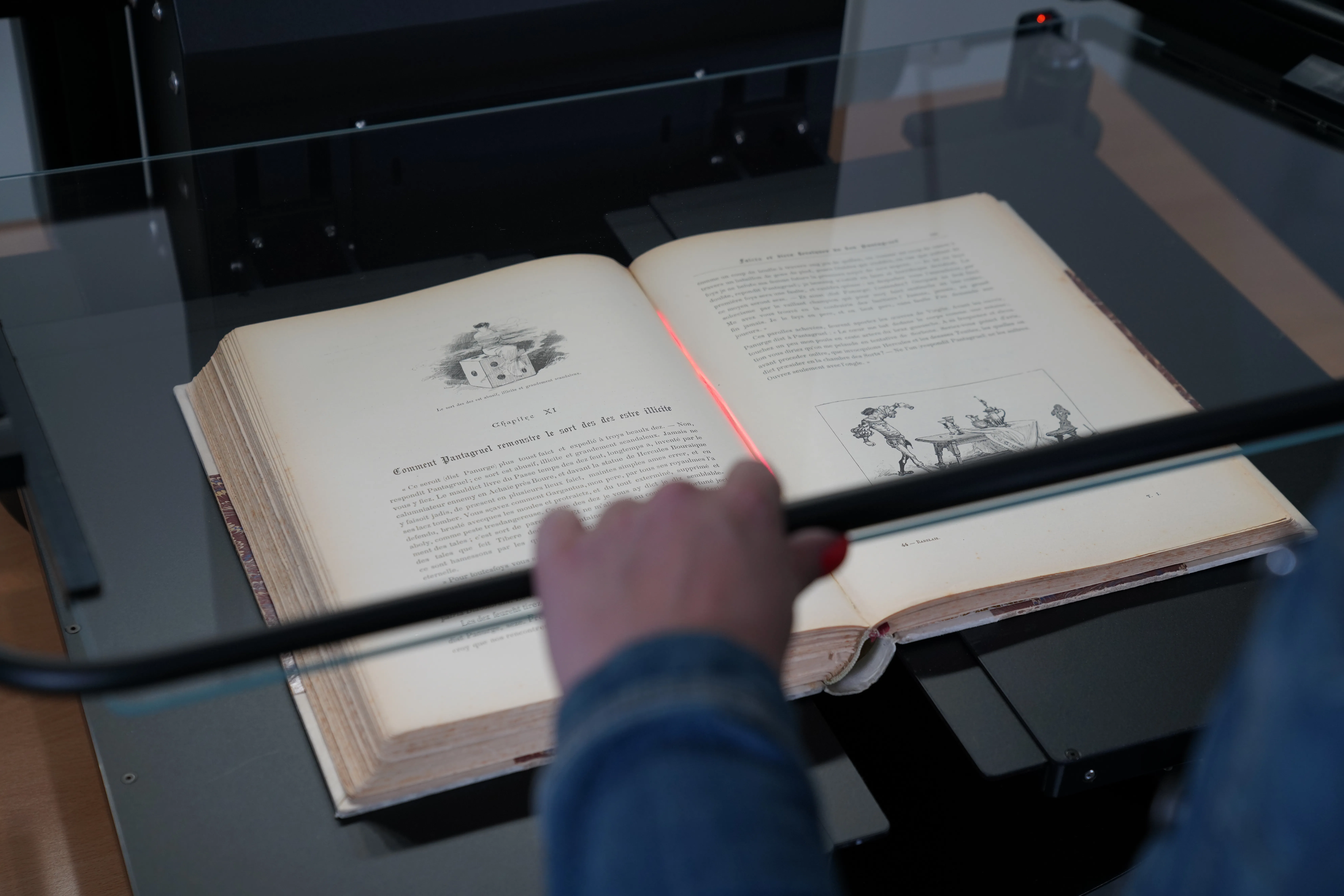 book2net Ultra A2 扫描仪全景图