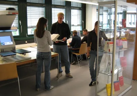 慕尼黑大学图书馆内景