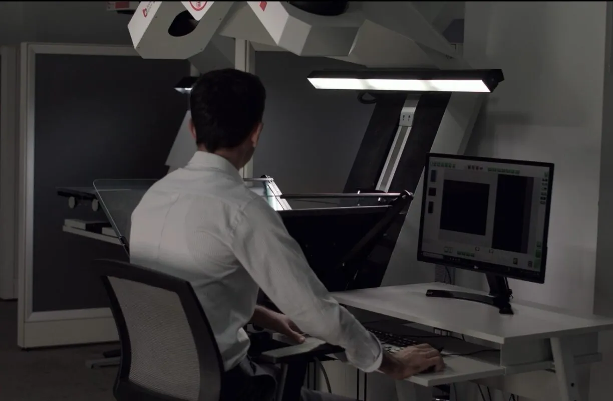 book2net Cobra V型扫描仪