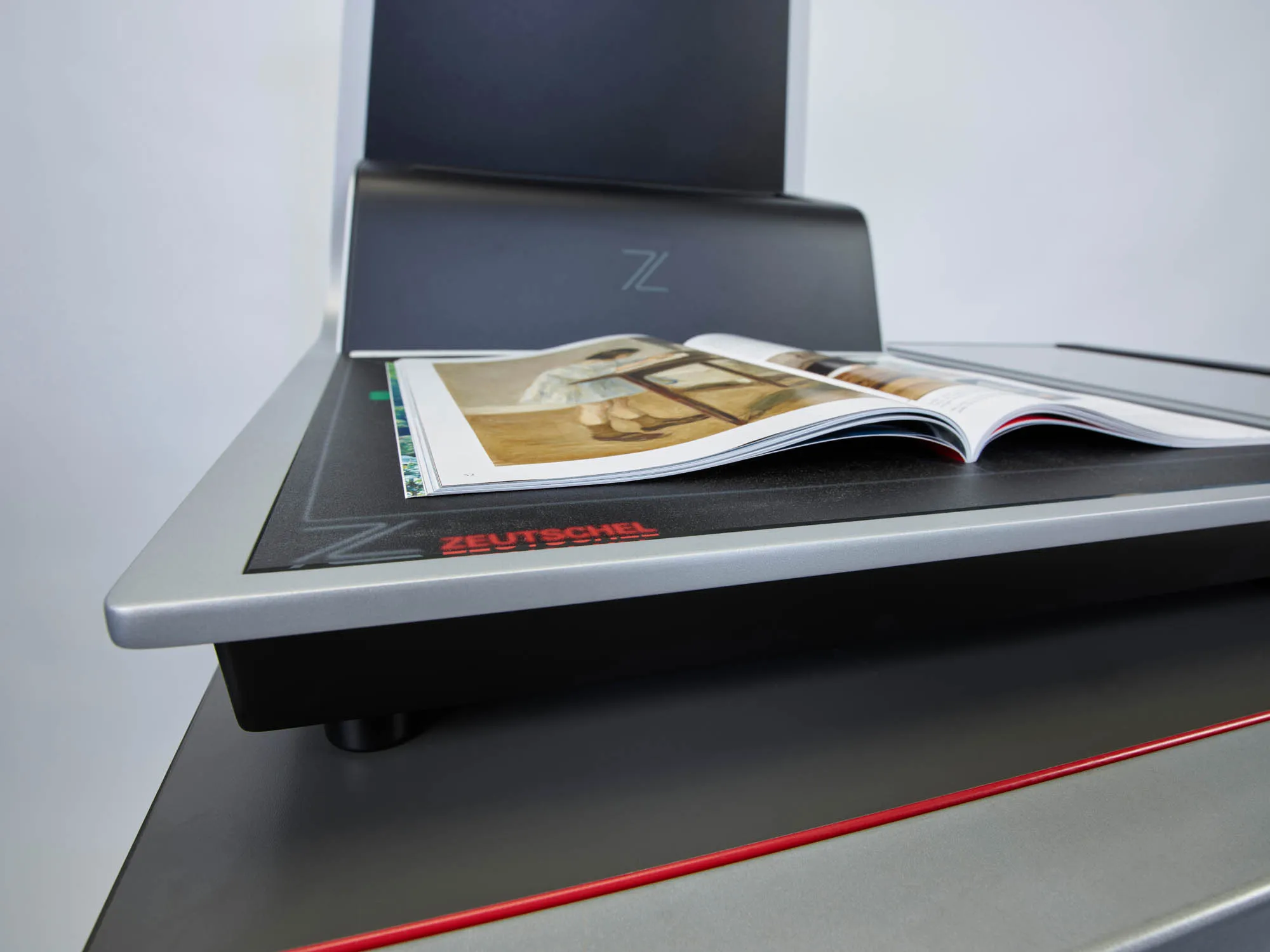 Zeutschel chrome 在图书馆中的应用