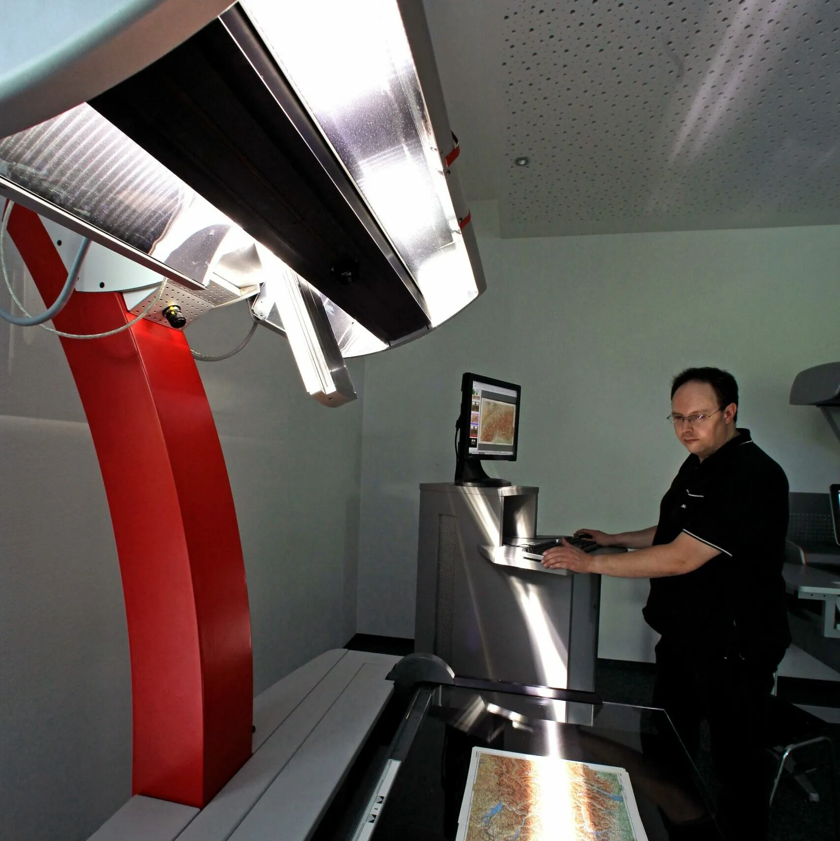 Zeutschel OS 14000 在图书馆的应用场景