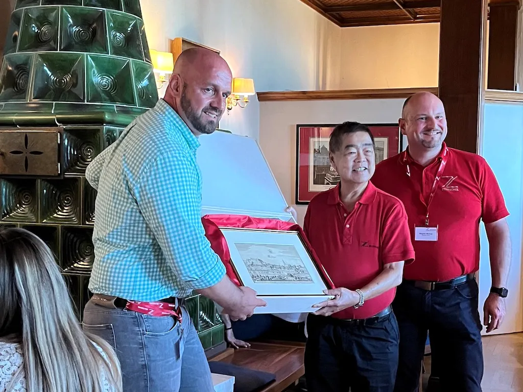 Christian Hohendorf 介绍新产品路线图