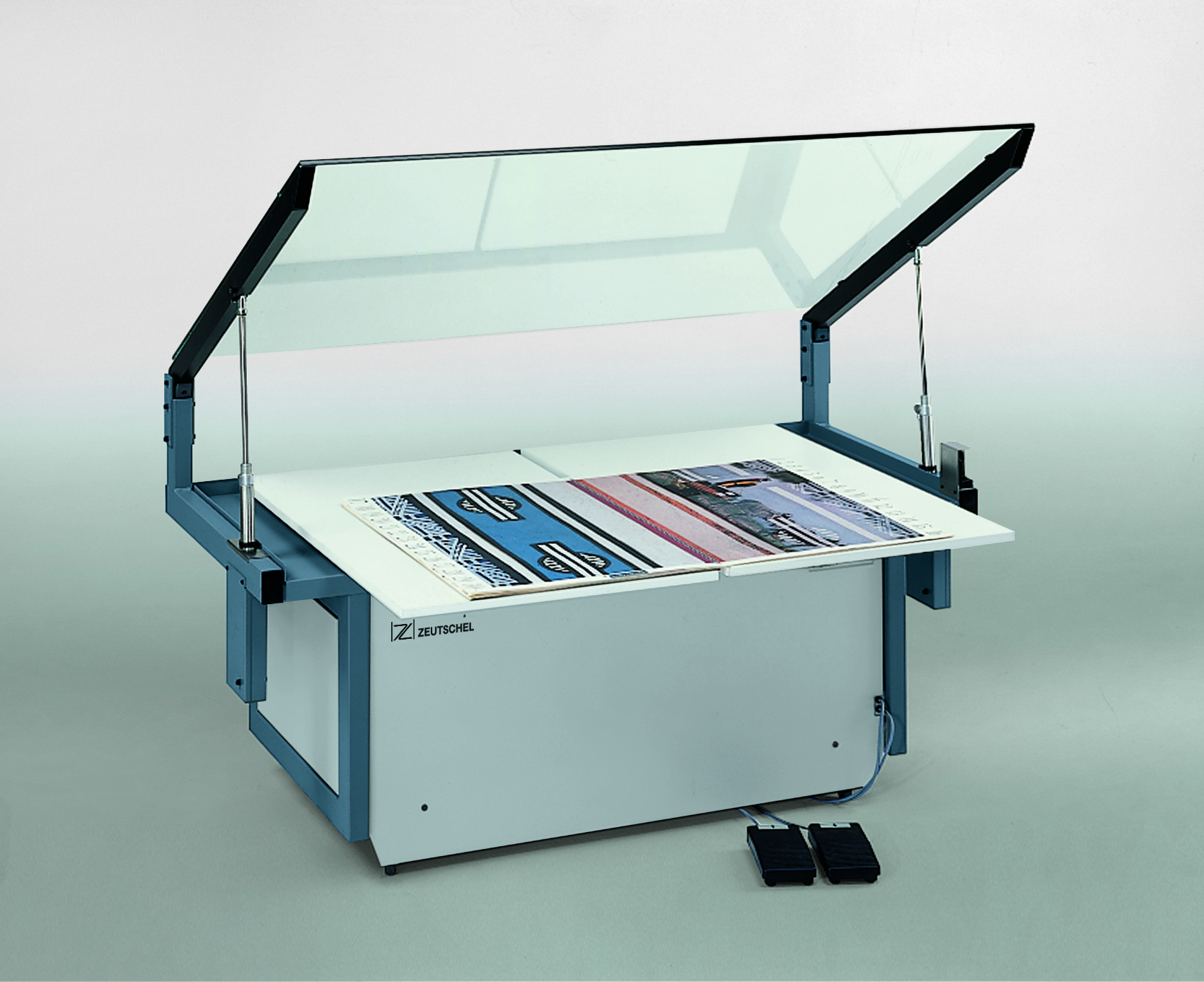 Zeutschel OT 180 H A0 电动书托全貌